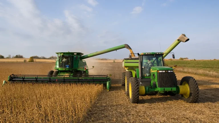 John Deere plătește 99 milioane dolari: victorie drept la reparații
