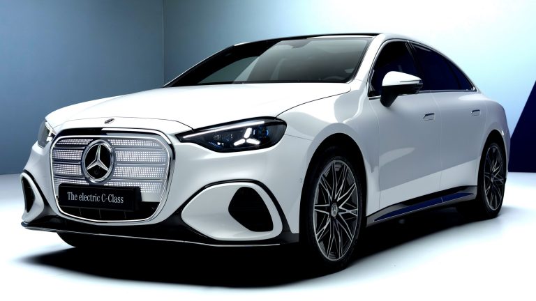 Mercedes C-Class Electric 2027: autonomie 762 km și 482 CP