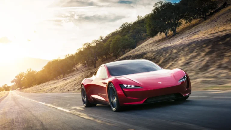 Tesla Roadster: ultima mașină cu volan din gama Tesla