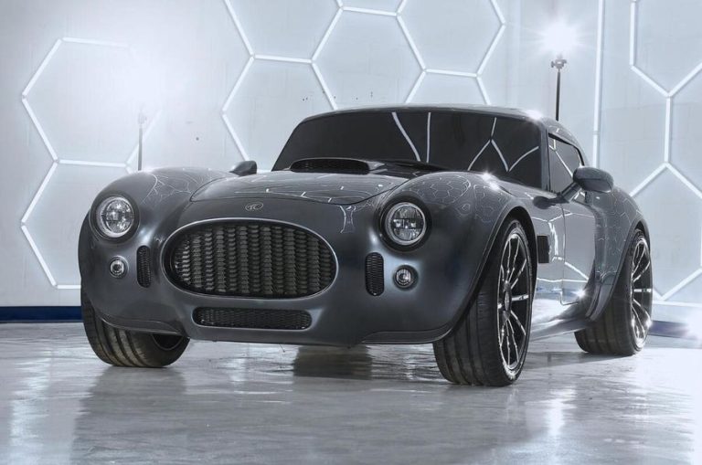 AC Cobra GT Coupe: V8 de 5.0 litri și peste 280.000 de lire