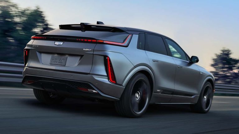 2026 Cadillac Lyriq-V Rear 3/4