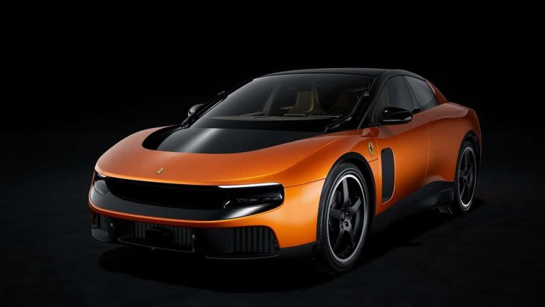 Ferrari Luce configurator