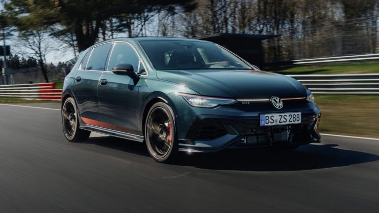 Golf GTI Edition 50 stabilește record pe Nürburgring