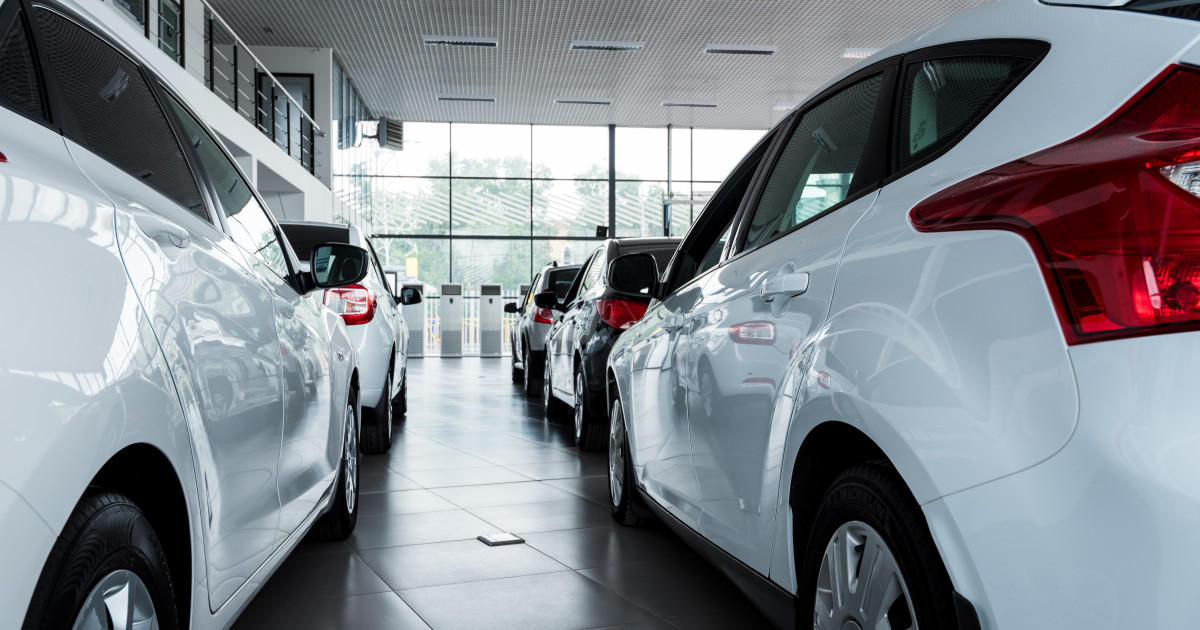 Înmatriculări mașini electrice +26% în aprilie 2026