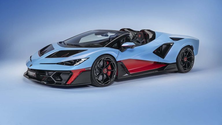 Lamborghini Fenomeno Roadster: cel mai puternic cabrio din istorie