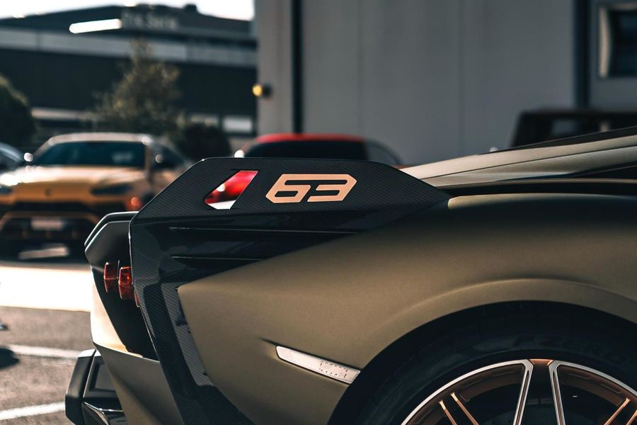 Lamborghini împlinește 63 de ani: un număr devenit simbol