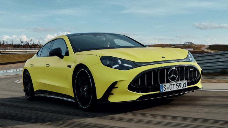 Mercedes-AMG GT 4-Door 2027: V8-ul dispare, vine curentul