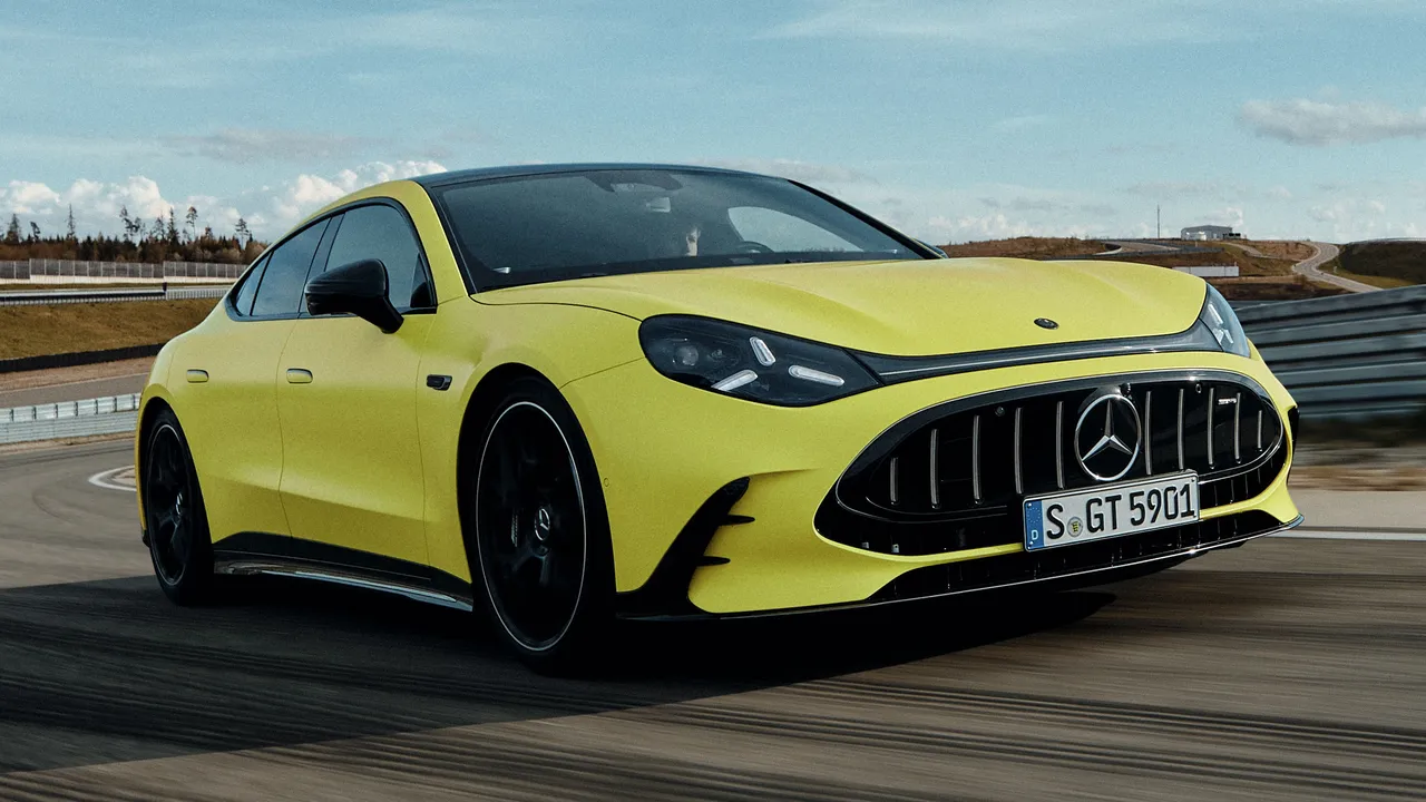 Mercedes-AMG GT 4-Door 2027: V8-ul dispare, vine curentul