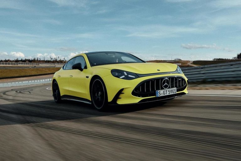 Mercedes-AMG GT 4-Door Coupe electric: 1.153 CP și 696 km autonomie