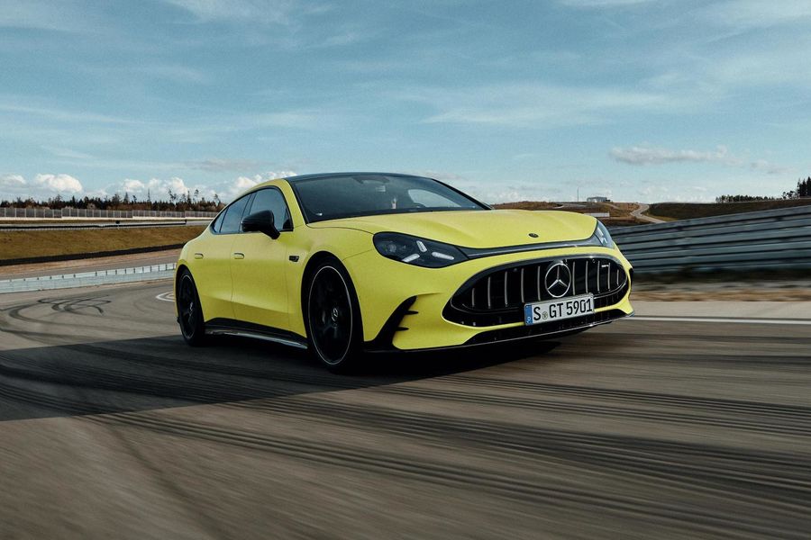Mercedes-AMG GT 4-Door Coupe electric: 1.153 CP și 696 km autonomie