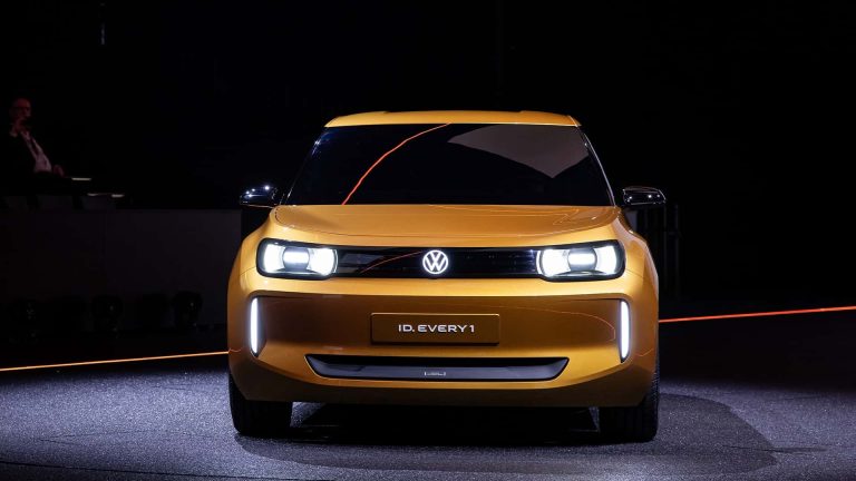 Volkswagen: mașinile electrice sunt 70-80% la fel de profitabile ca cele pe benzină