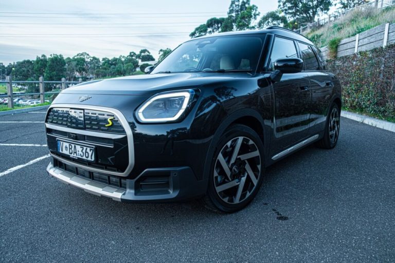 Mini’s Electric 2026 Countryman SE ALL4 Is The Most Fun You Can Have With A Bad Idea | Review