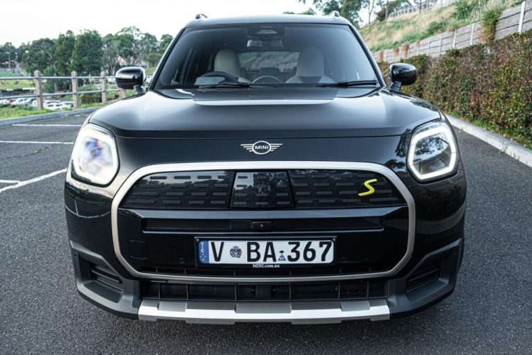Mini’s Electric 2026 Countryman SE ALL4 Is The Most Fun You Can Have With A Bad Idea | Review