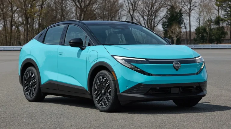 Noul Mitsubishi Eclipse EV: de fapt un Nissan Leaf rebadged