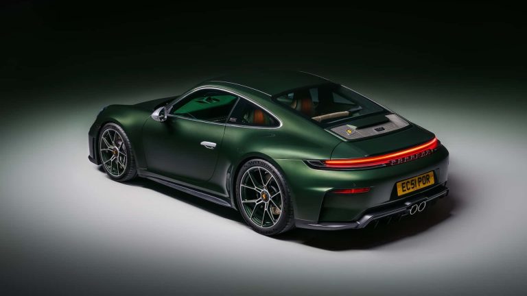 Porsche 911 nu va deveni niciodată complet electric