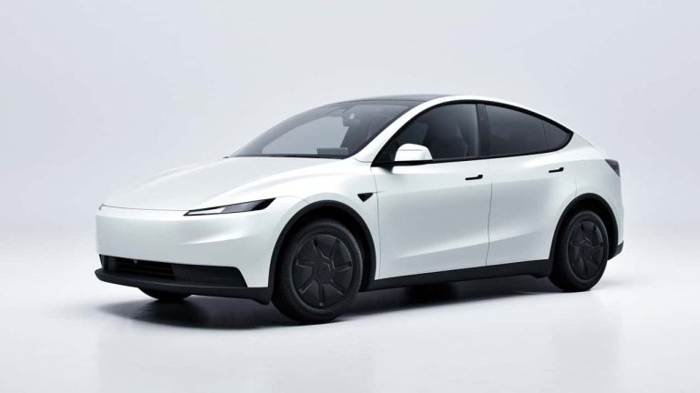 2026 Tesla Model Y Standard