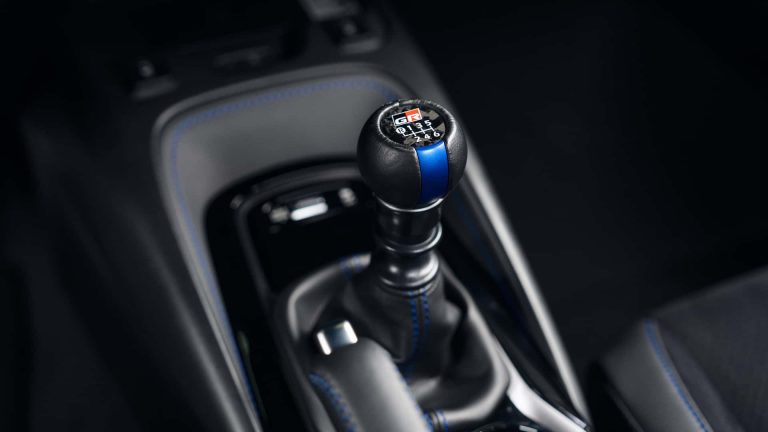 Toyota patentează cutia manuală simulată pentru mașini electrice