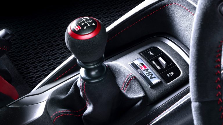 Toyota patentează cutia manuală simulată pentru mașini electrice