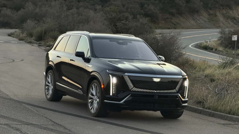 Cadillac Vistiq: 14.540 de SUV-uri electrice rechemate în service
