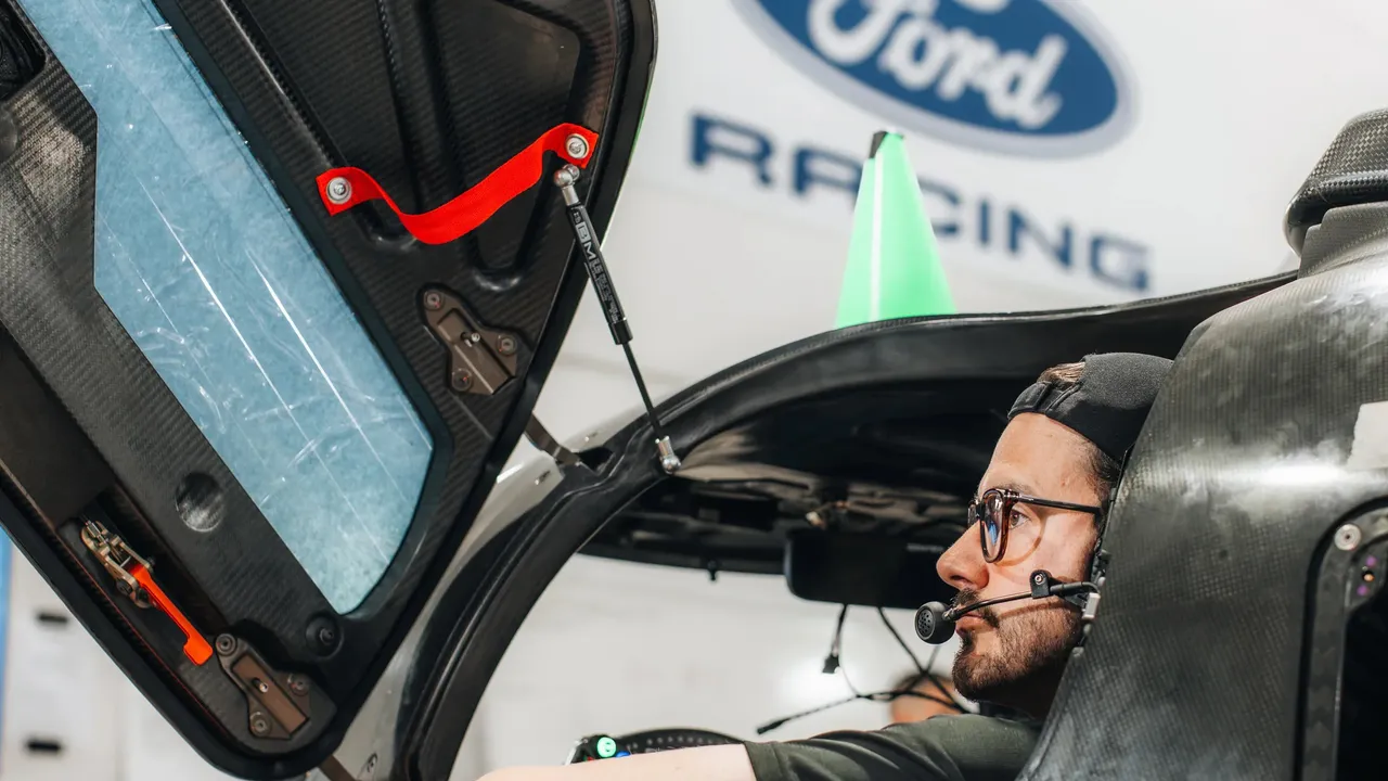 Ford V8 Coyote pentru Le Mans: primul pornit la viață