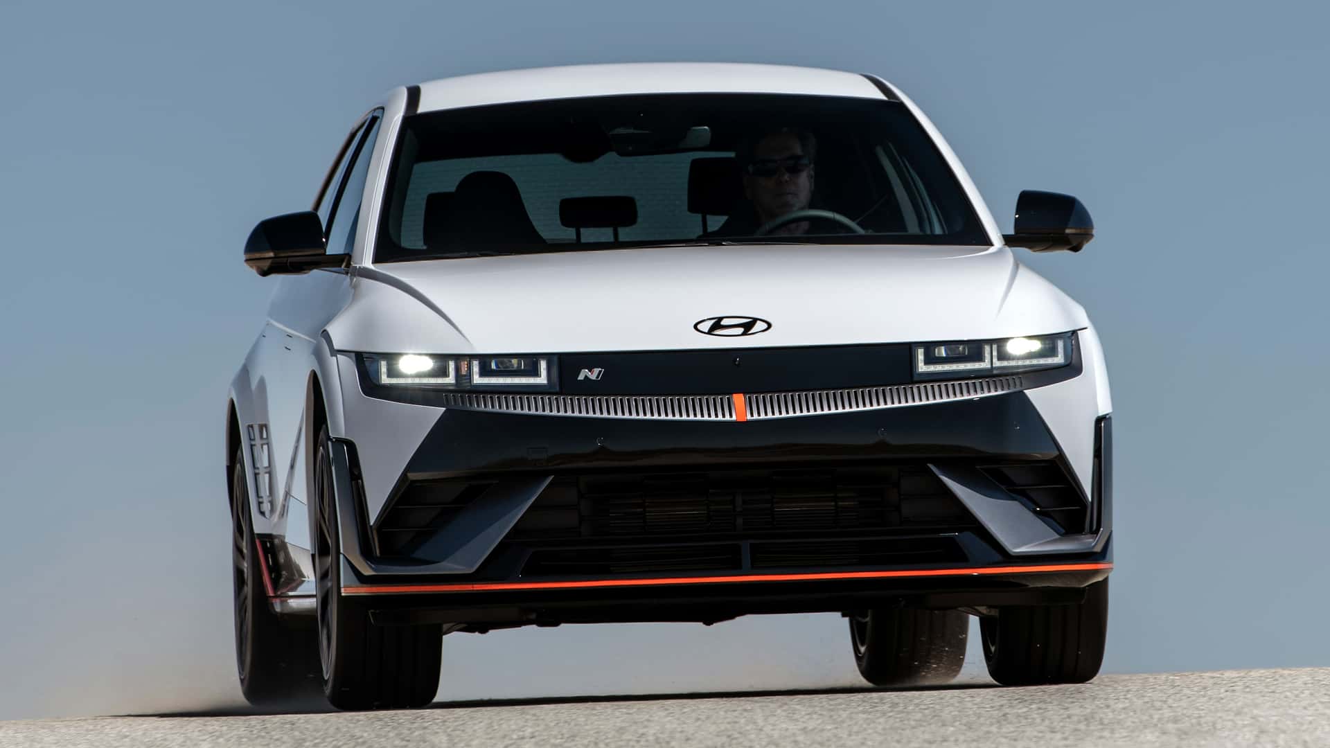 Hyundai Ioniq 5 N 2026: Preț redus cu $6.300 și noutăți