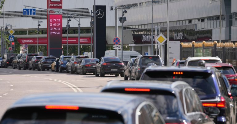 Rusia interzice exportul de motorină: ce urmează?