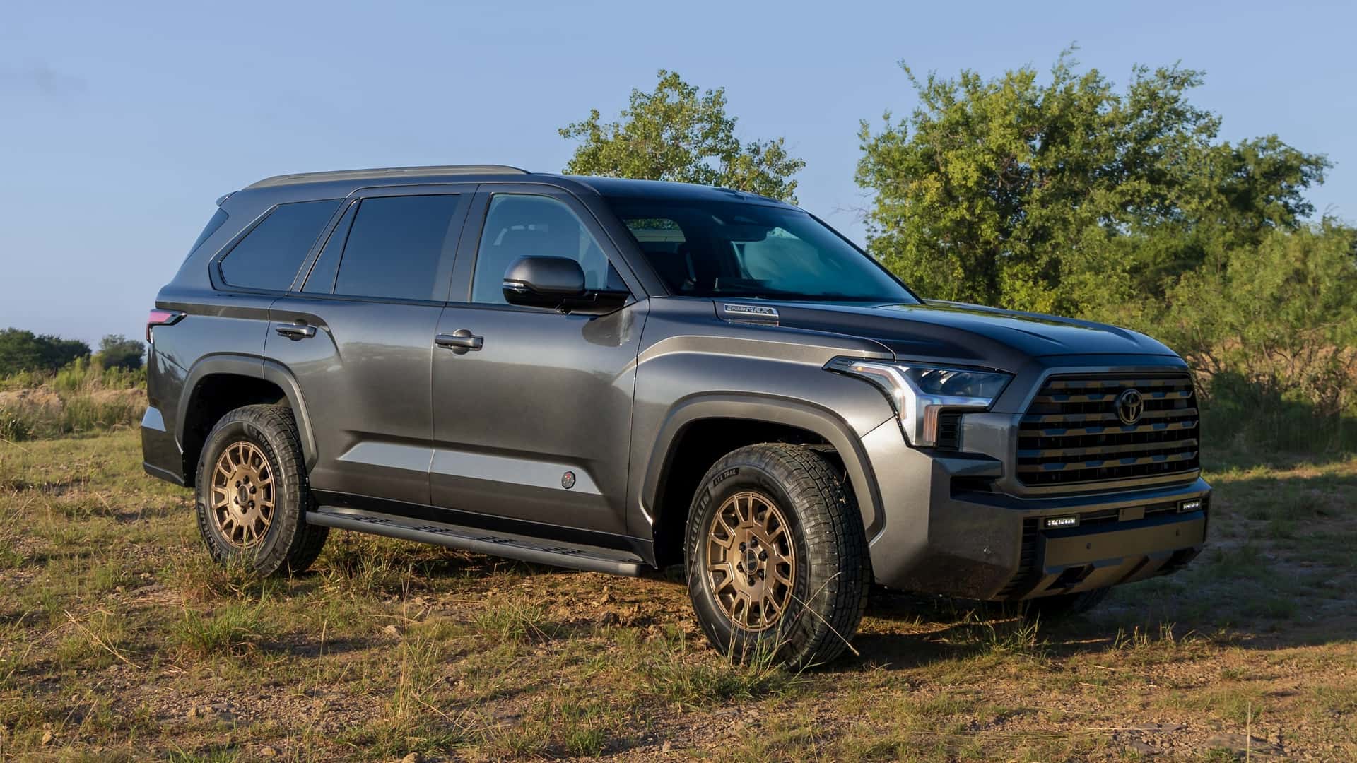 Toyota Sequoia 2027 primește versiunea Trailhunter pentru off-road