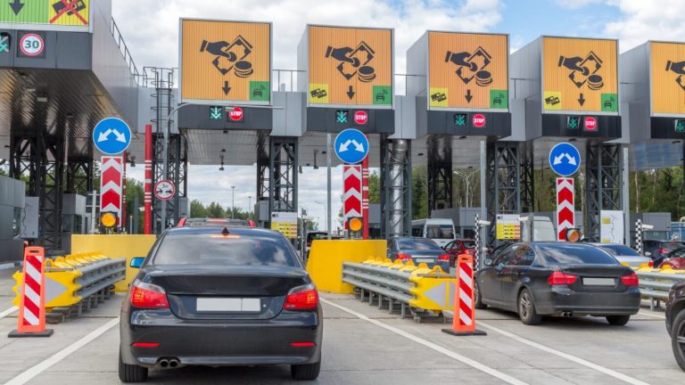 Italia schimbă taxarea pe autostradă. Amendă de 350 euro