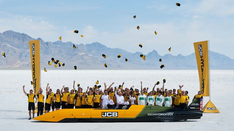 JCB Hydromax: Record Mondial FIA cu 406 mph pe Hidrogen