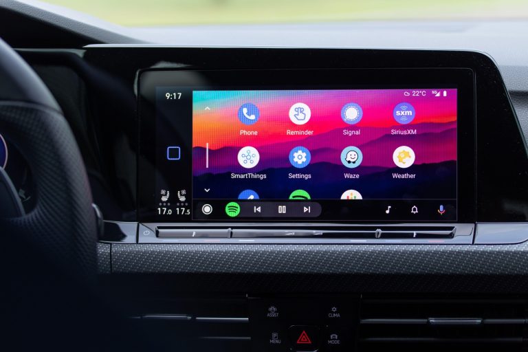 Malware Android în sistemele multimedia auto: ce risc ascuns