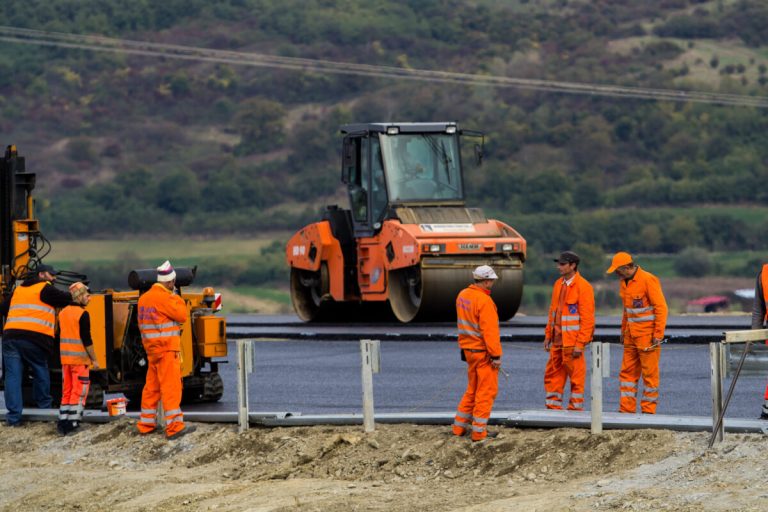 26 km de autostradă în Transilvania, deschiși în noiembrie