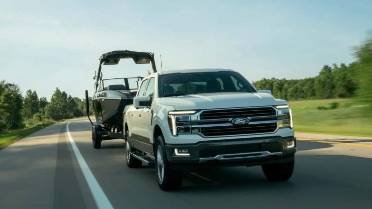 Ford BlueCruise Trailer Towing Hero