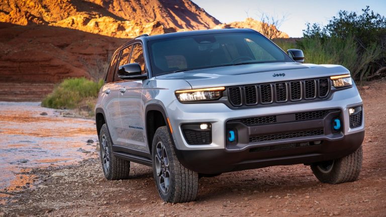 Jeep Grand Cherokee 2028 va primi motorul Hurricane I6 de 420 CP