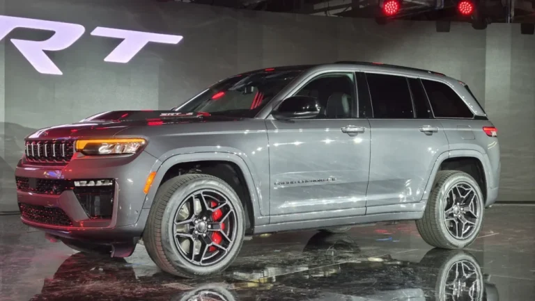 Jeep Grand Cherokee May Get 420-HP Hurricane Power