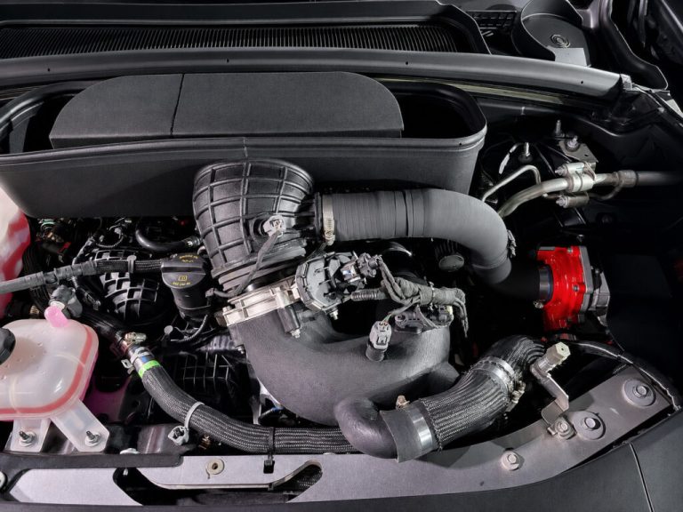 Jeep Grand Cherokee May Get 420-HP Hurricane Power