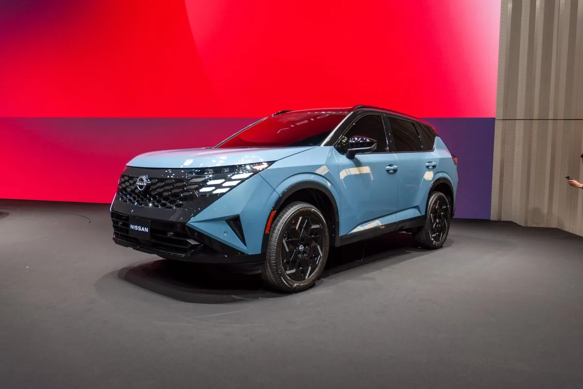 Nissan Rogue Hybrid 2027: sistem E-Power și 40 MPG în oraș