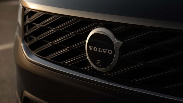 2028 Volvo XC40