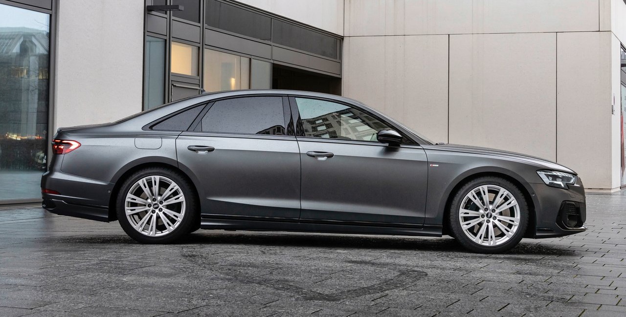 Audi A8 iese din producție. Ce se întâmplă cu limuzina germană