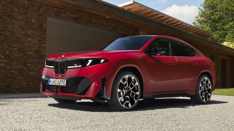 BMW iX4 2027: până la 603 CP și 689 km autonomie