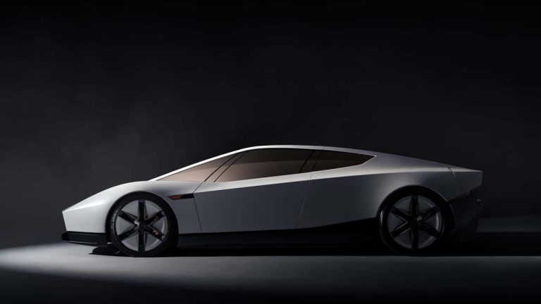 2028 Tesla Roadster