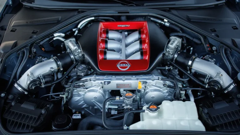 De ce toată lumea urăște motoarele V6? Explicația