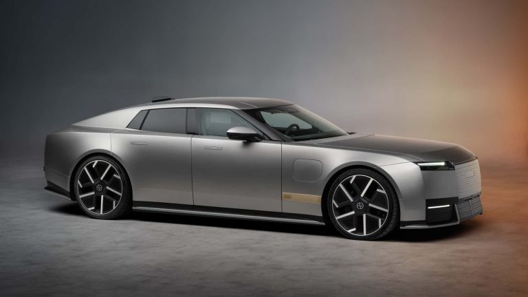 Jaguar Type 01: cel mai puternic Jaguar din istorie