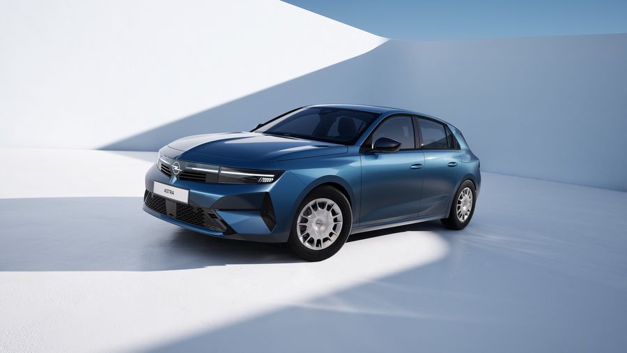 Opel Astra versiune de bază nouă: preț de 31.990 euro în Germania
