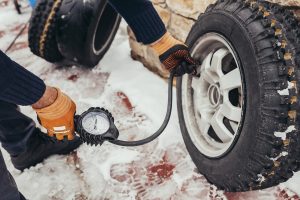 Piesa de 5 lei ignorată la schimbul de anvelope