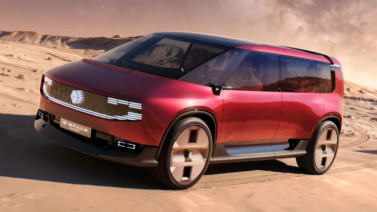 Renault E-Space Concept: monovolumul electric de 4,7 m debutează la Paris